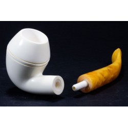 Pipa in Schiuma di Mare Lubinski Bent Bulldog